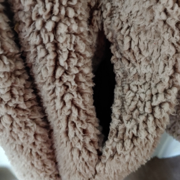 Sherpa wooly pullover - Picture 4 of 4